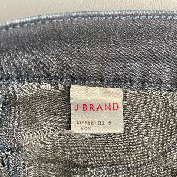 J Brand Legging in Vox Revolve Dark Wash - Picture 10 of 10